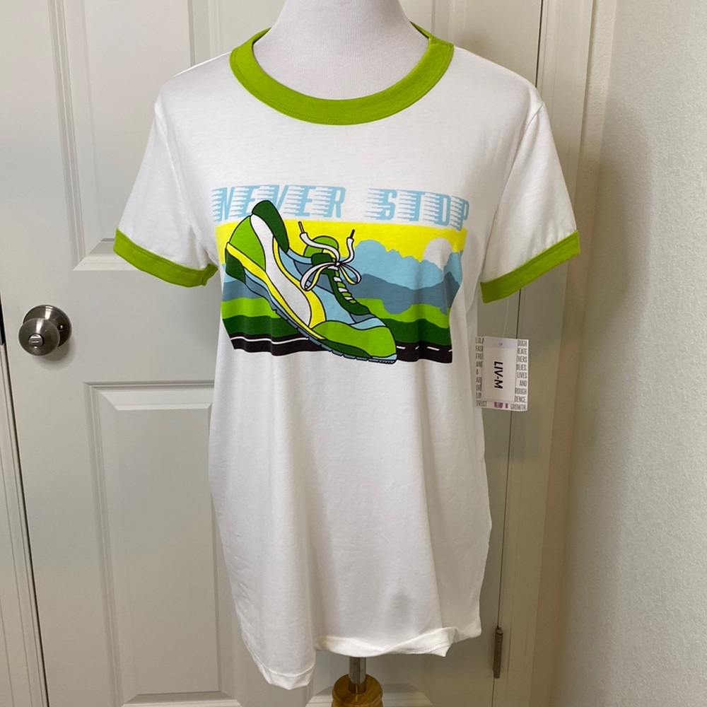 NWT LuLaRoe Liv Tee M 10-12 2XL 22-24 Never Stop Running Sneaker Graphic